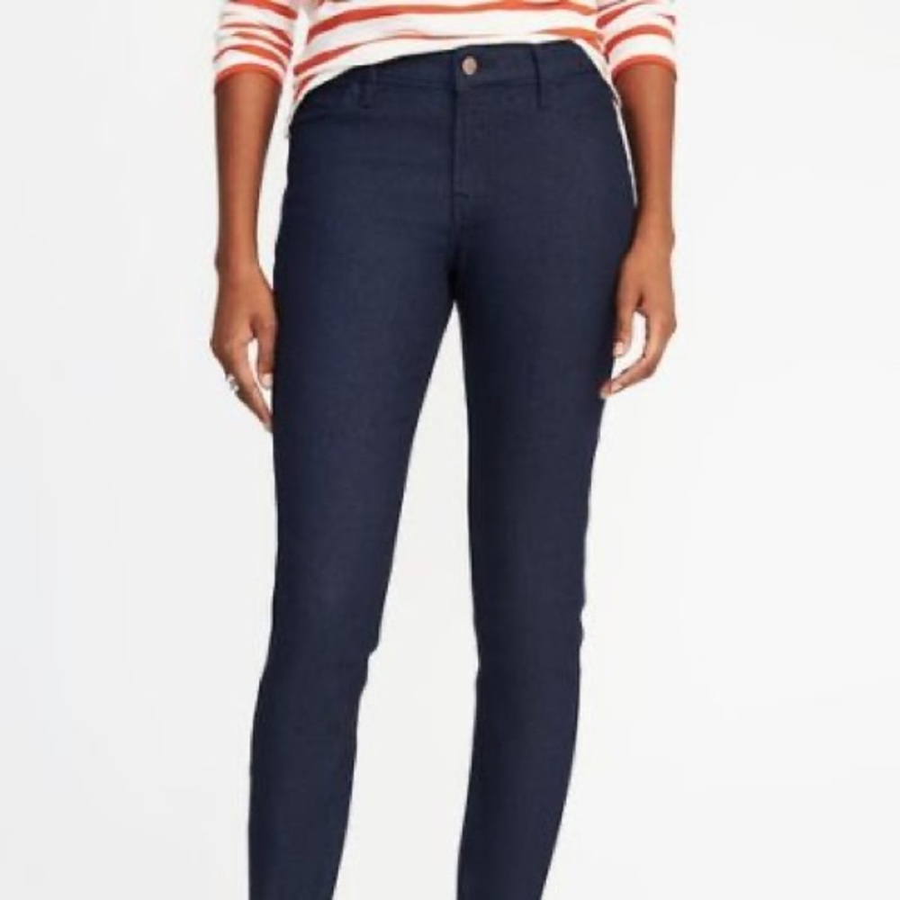 Old Navy Mid-Rise Super Skinny Jeans Size 4L NWOT